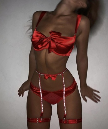 Анкета проститутки Ариана - город Узин, 25 лет, №7006